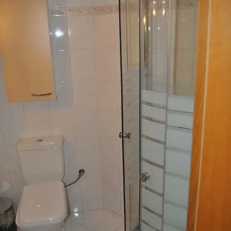 Dilou 8 Apartamento *