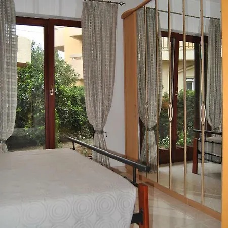 Dilou 8 * Rhodes City